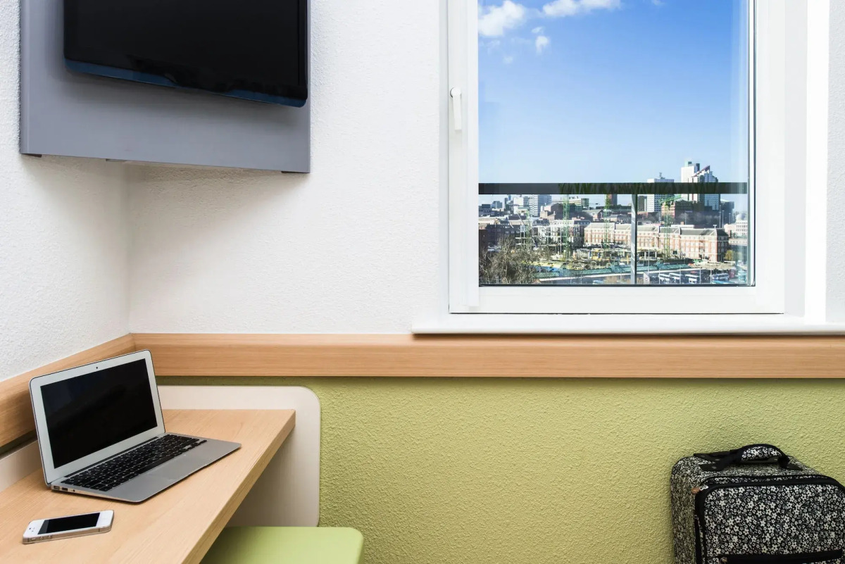 ibis budget Leeds Centre Crown Point Road