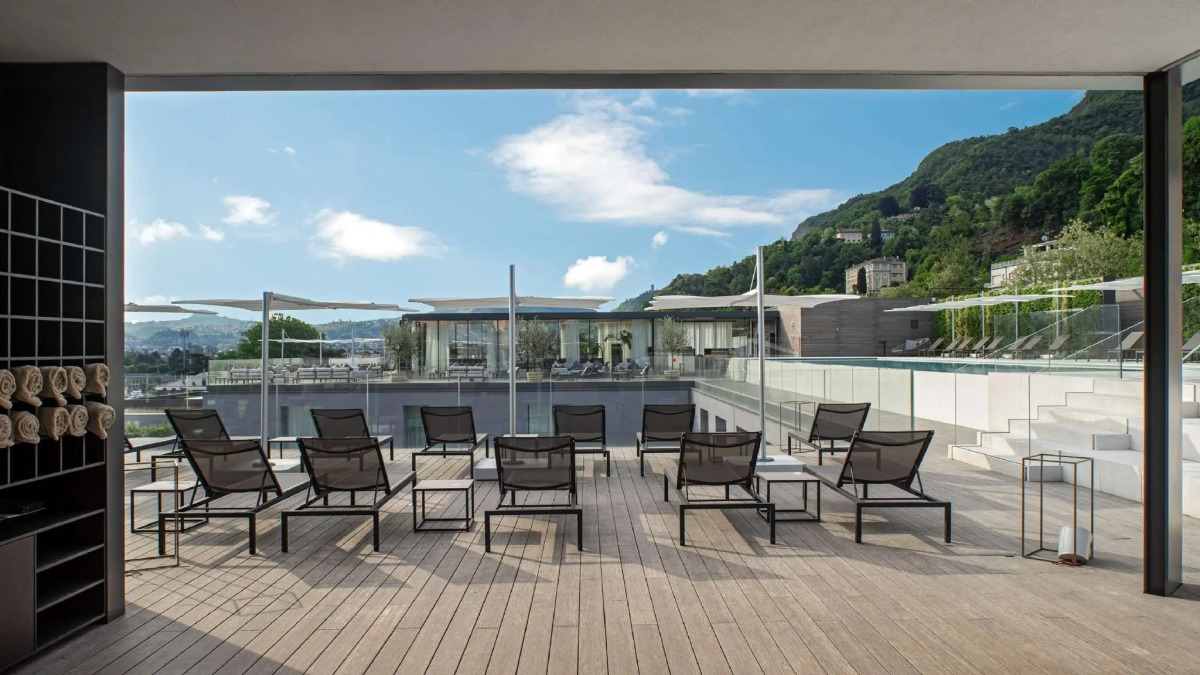 Отель Hilton Lake Como