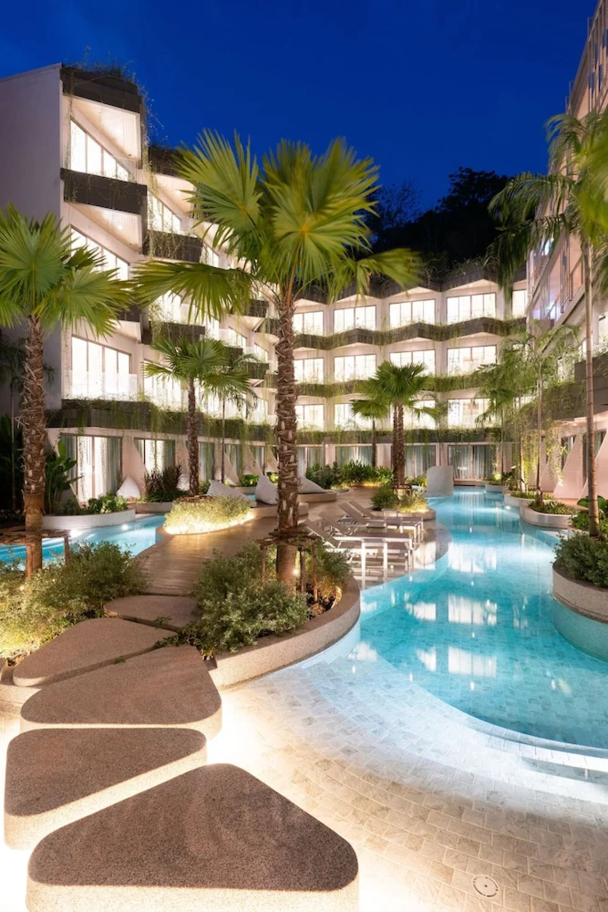 Panwaburi Beachfront Resort