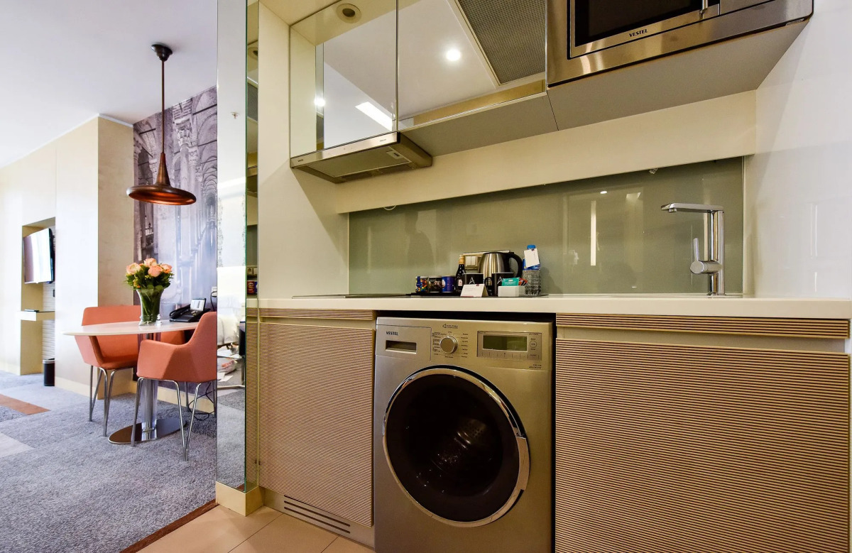 Tango Arjaan by Rotana Hotel