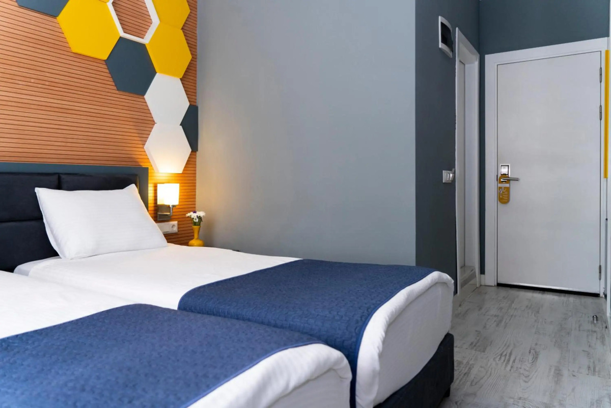 Letstay Hotel - Adults Only