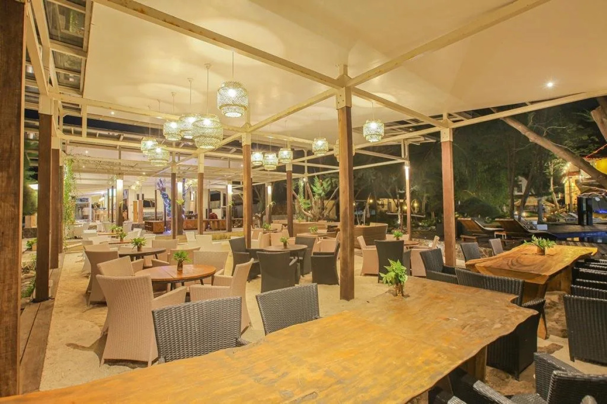 Jambuluwuk Oceano Resort Gili Trawangan