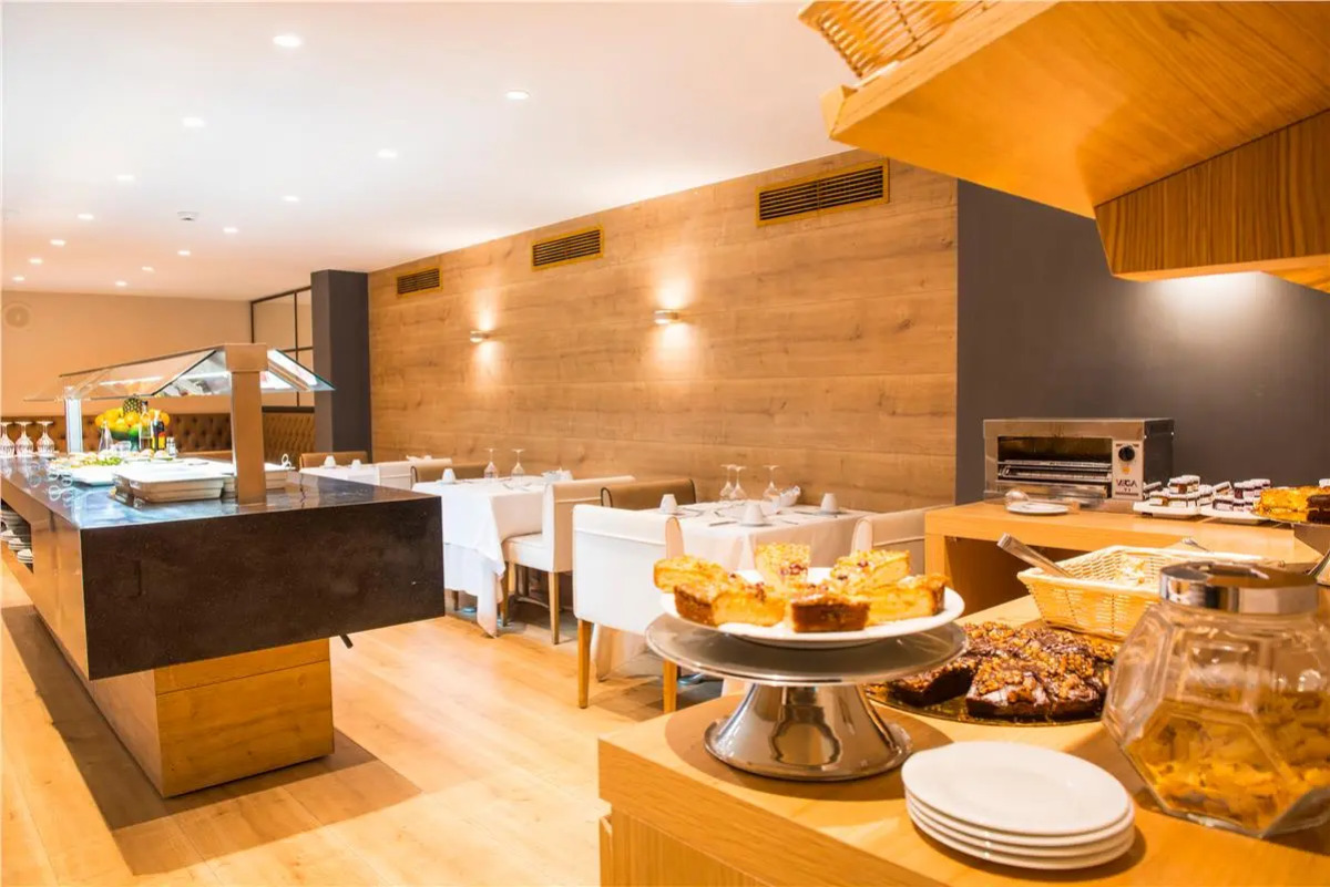 Guitart Grand Passage