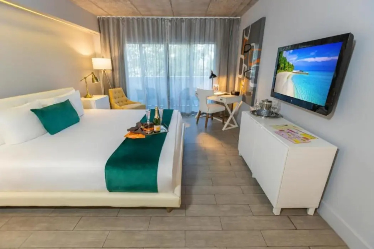 Riviera Hotel South Beach