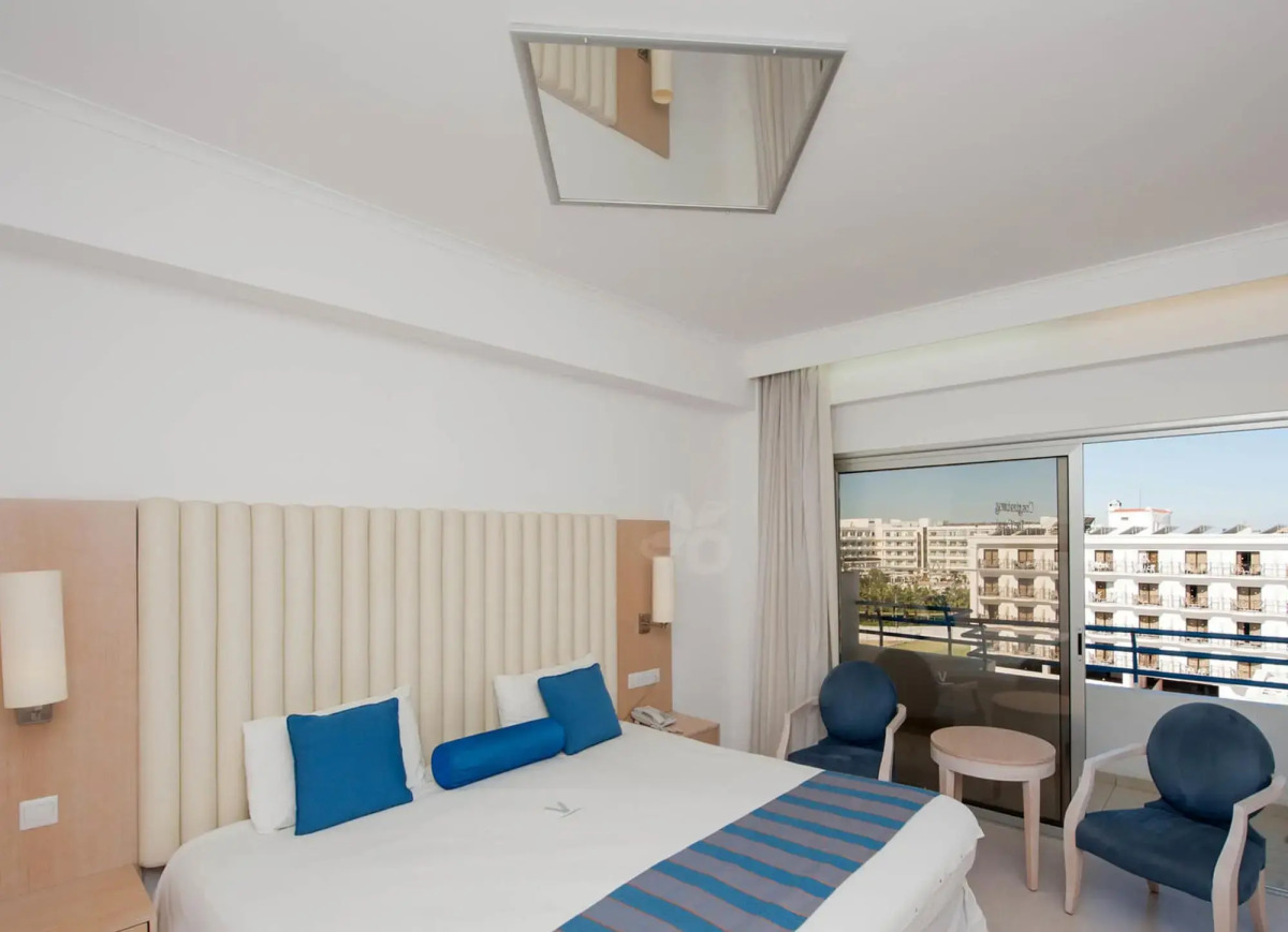 Vrissiana Boutique Beach Hotel