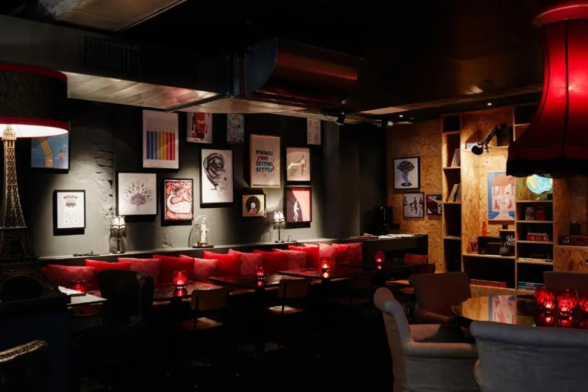 hotel friends Dusseldorf Downtown