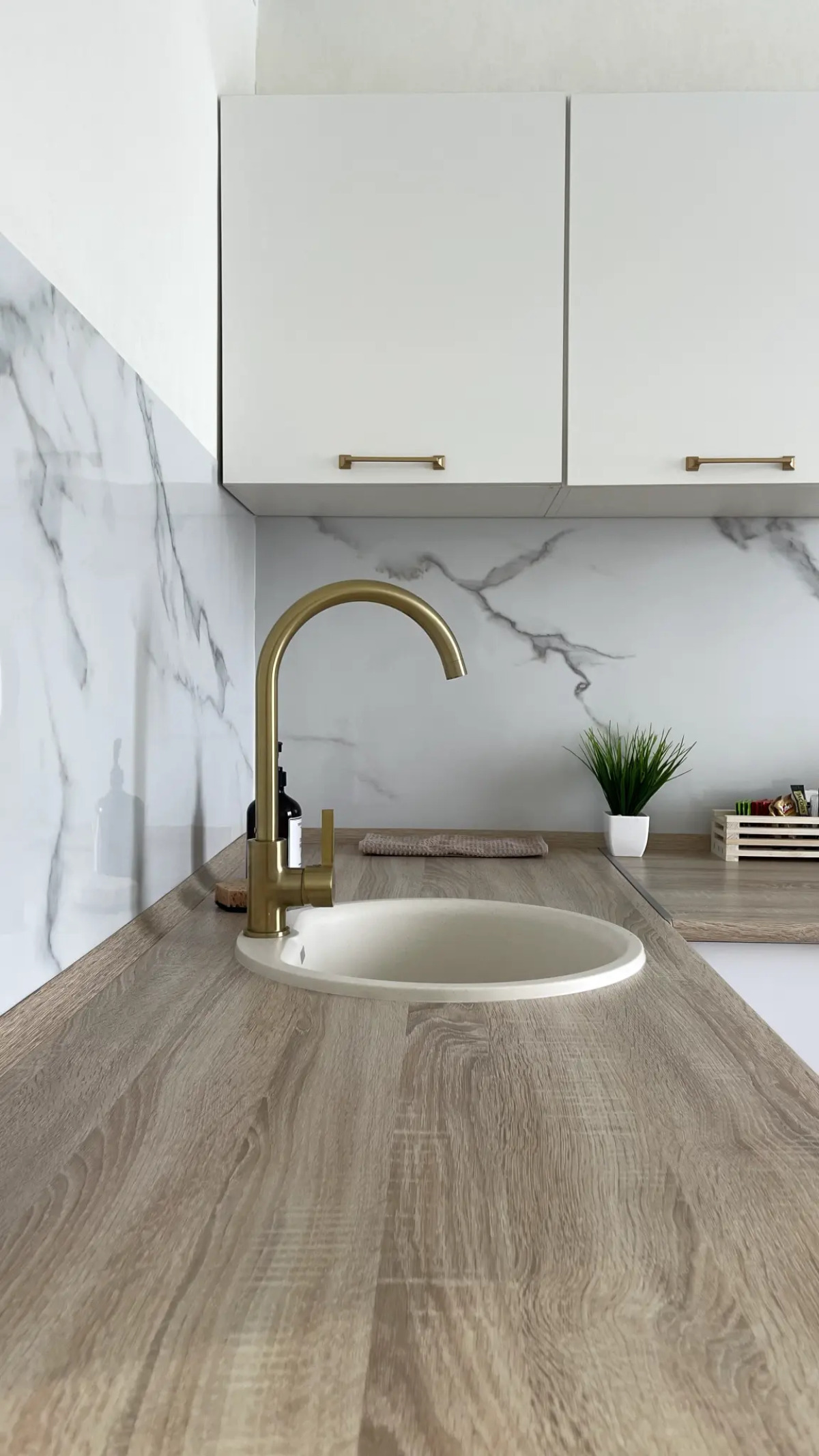 Апартаменты на улице Добролюбова 1