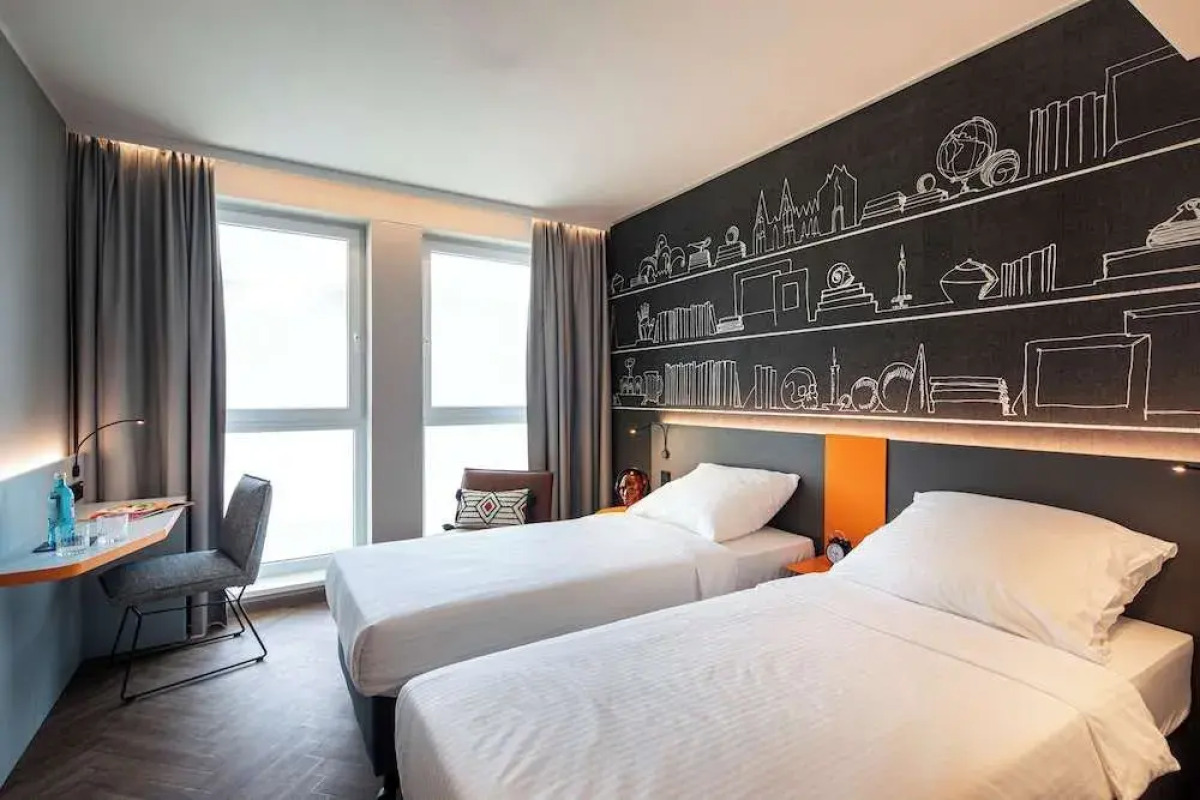 LOGINN Hotel Köln Airport