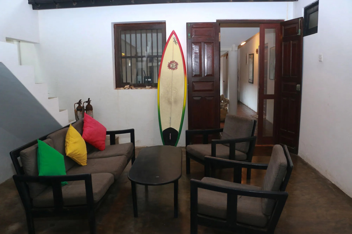 Curry Bowl Restaurant & Turtles Rest