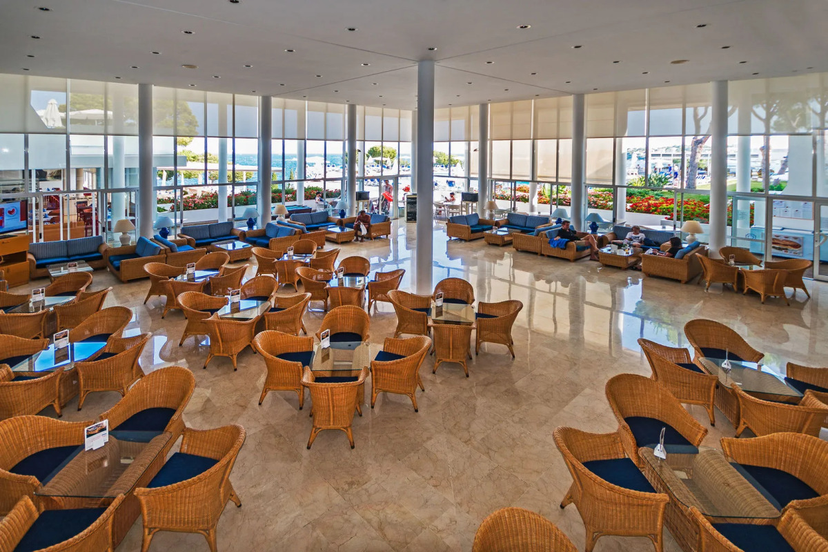 Aparthotel Ponent Mar