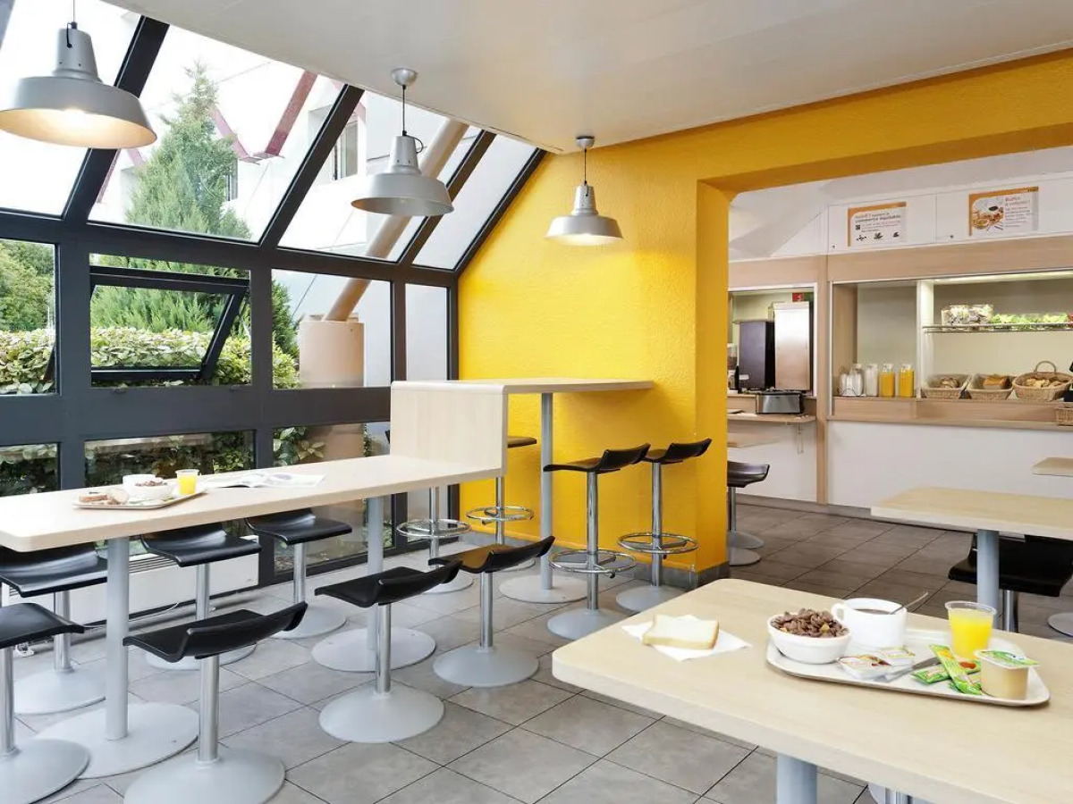 hotelF1 Paris Saint-Denis Université