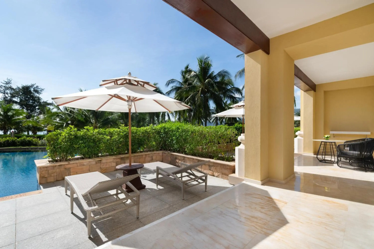 Отель The Ritz-Carlton Sanya Yalong Bay