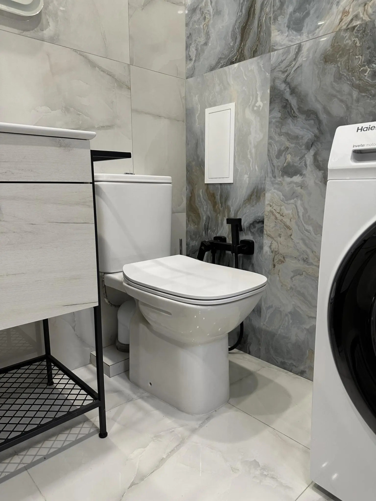 Aura на улице Весенняя 21Ж