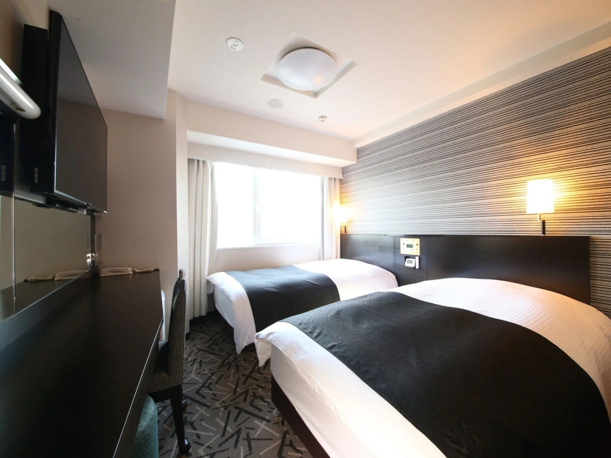 Отель APA Hotel & Resort Tokyo Bay Makuhari