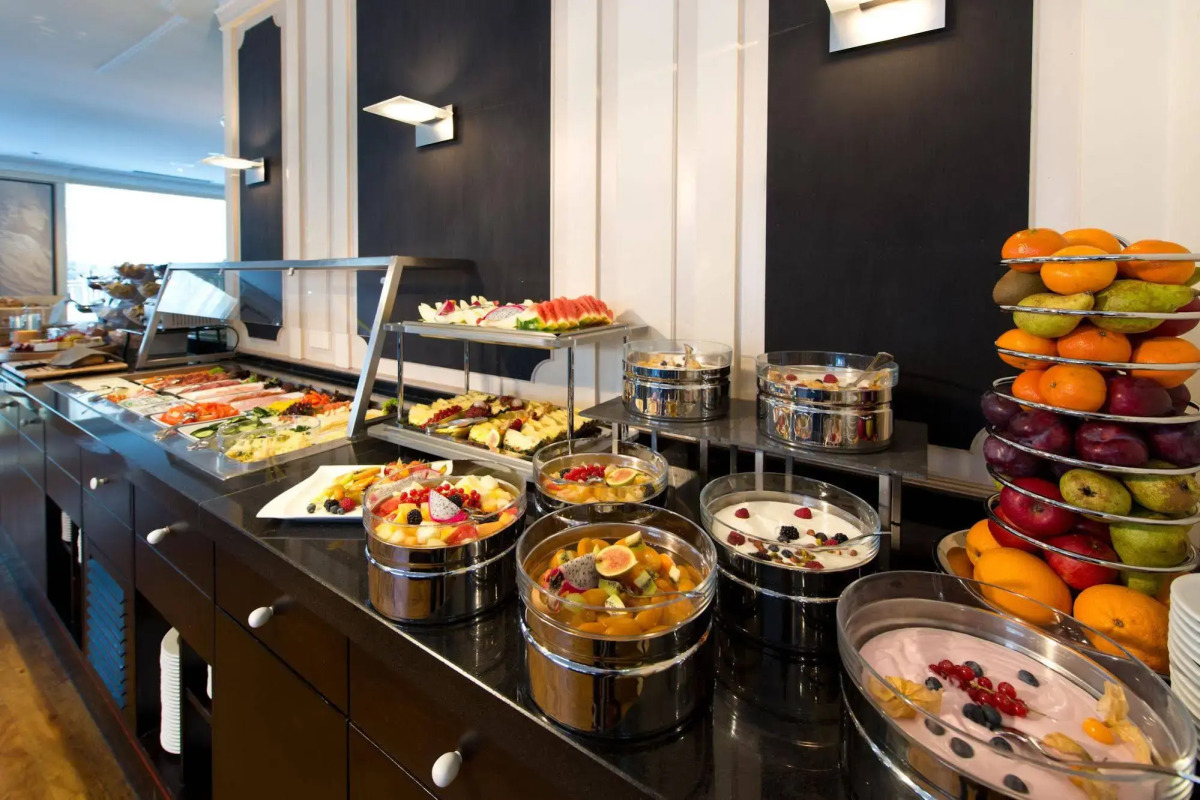 Отель The Q - Quadro City Hotel