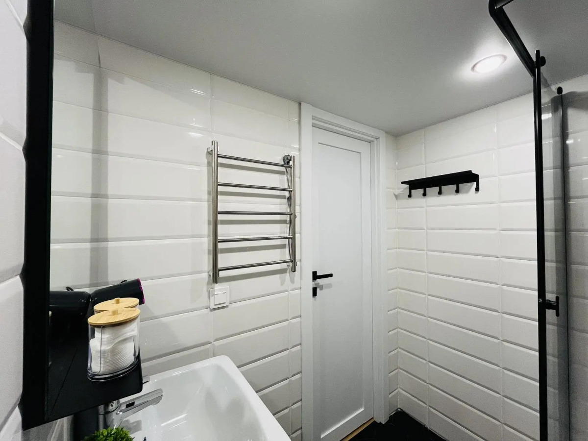 Happy People в квартале Свистуха