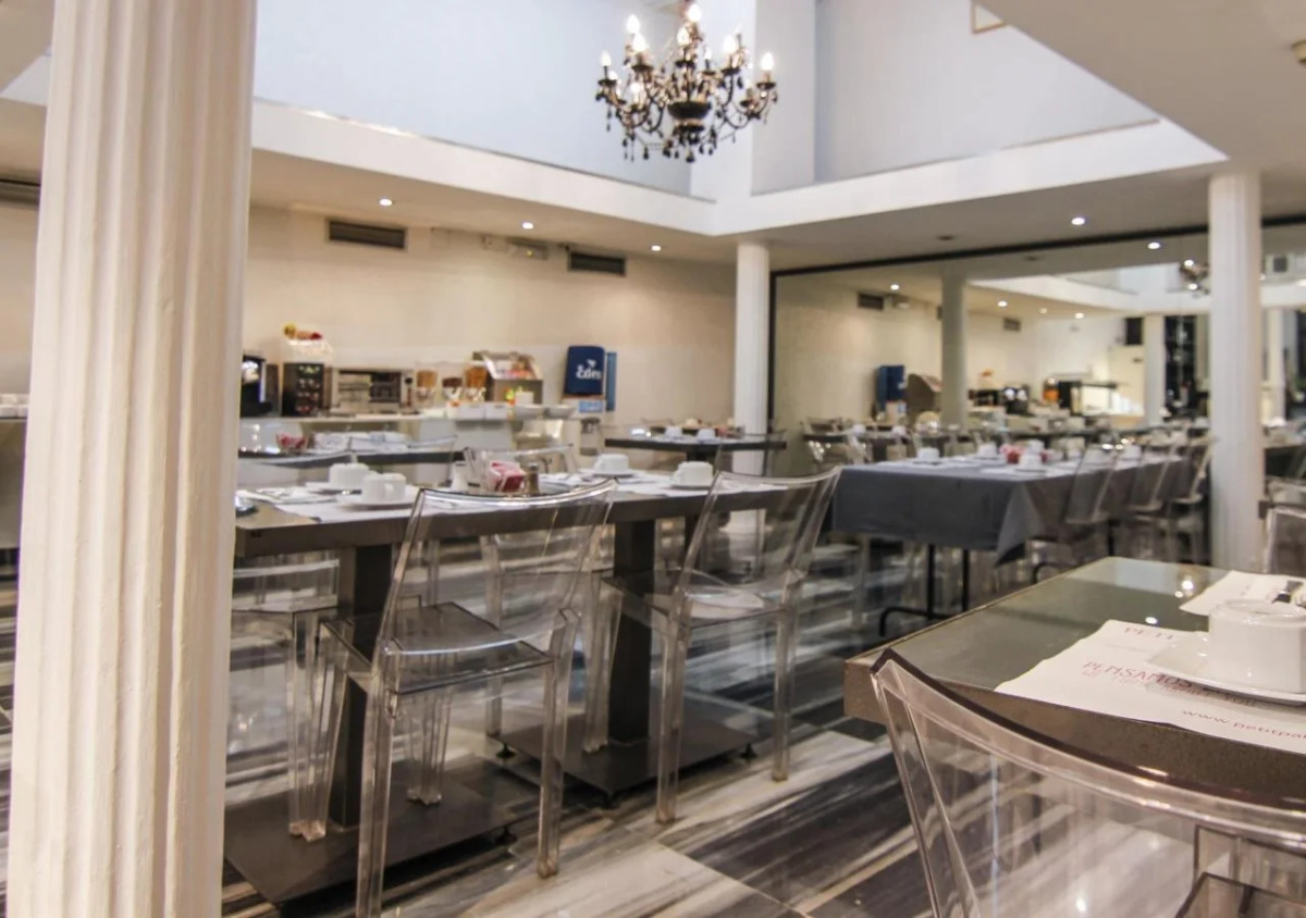 Petit Palace Plaza de la Reina