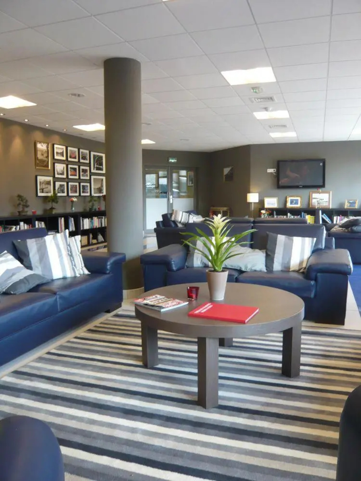 Villa Bellagio Apartments