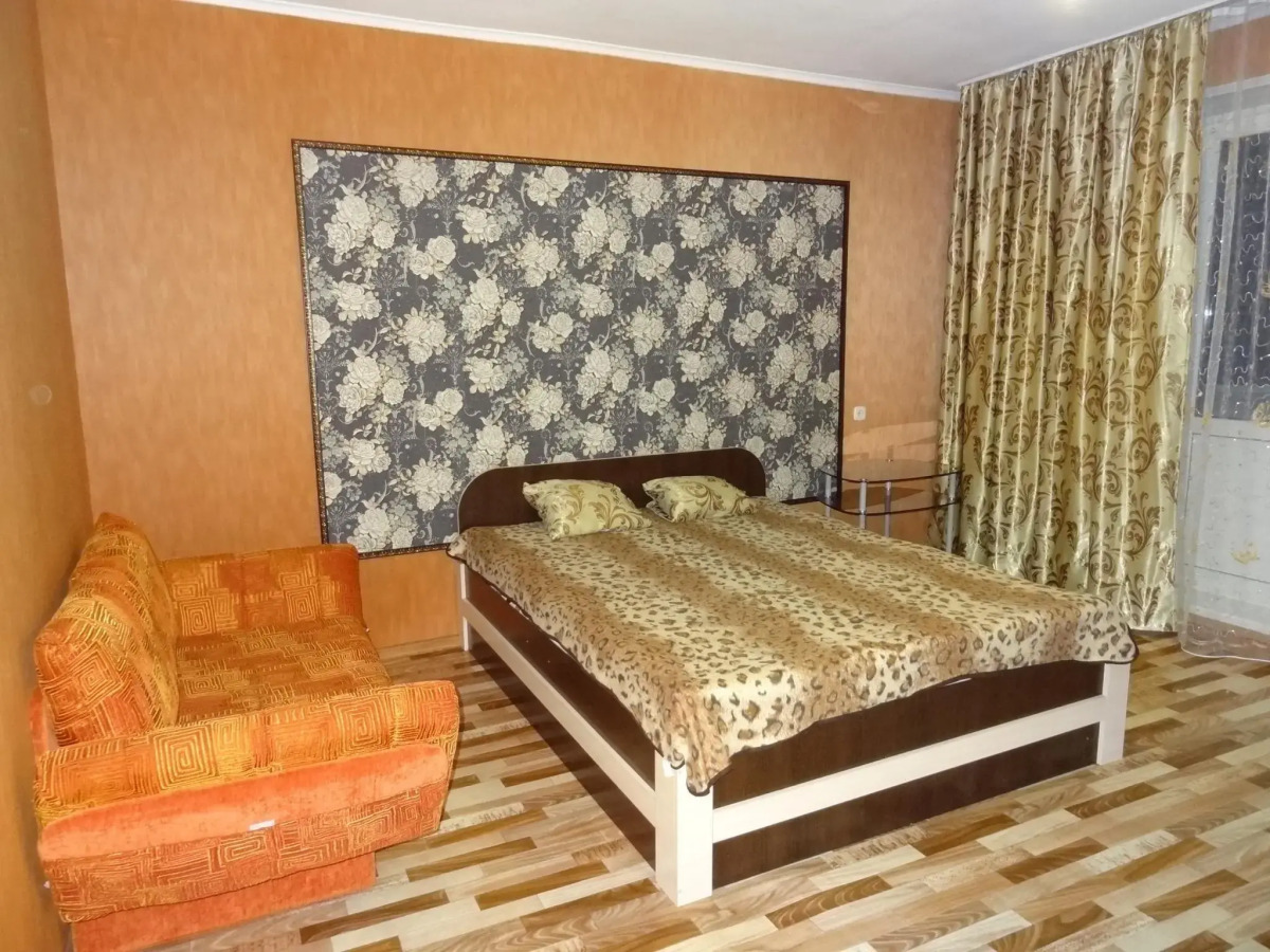 Апартаменты на улице Алексеева 111