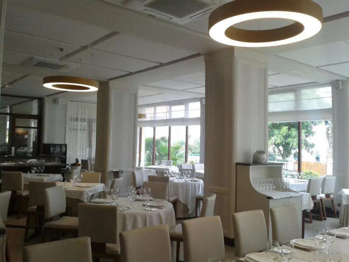 Las Rocas Playa Hotel