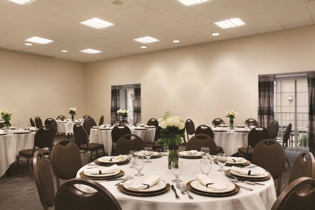 DoubleTree by Hilton Boston - Downtown