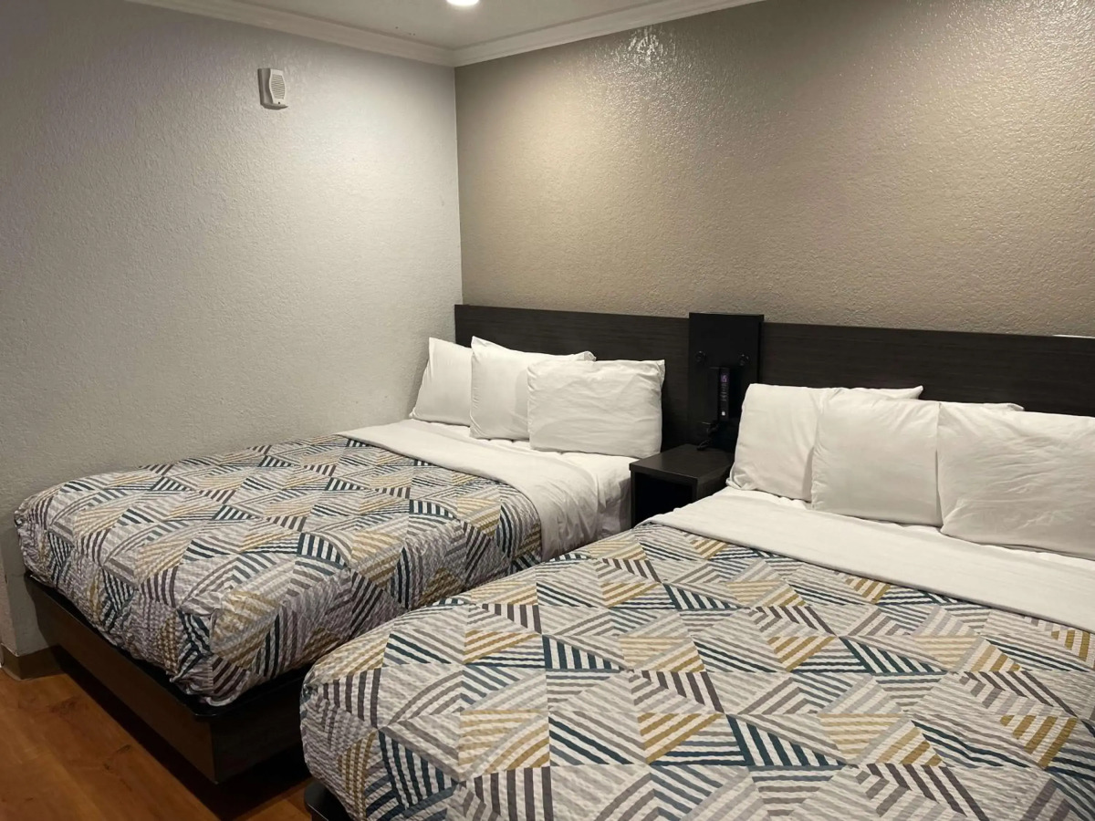 Motel 6 Sacramento, CA - Downtown