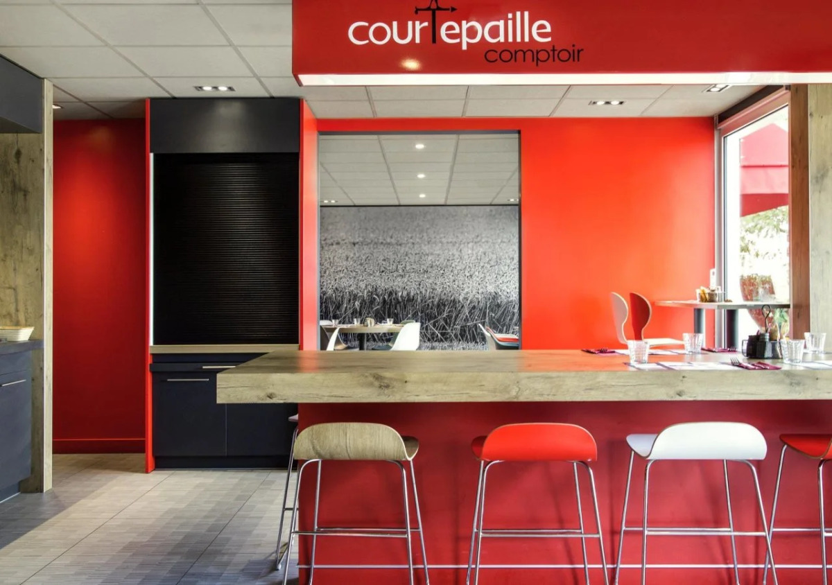 ibis Saint-Denis Stade Ouest