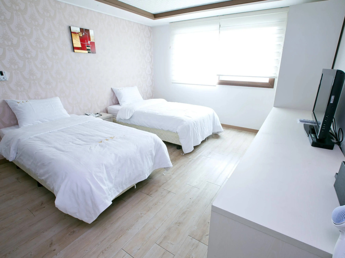 Yeongdeungpo VIP Hotel