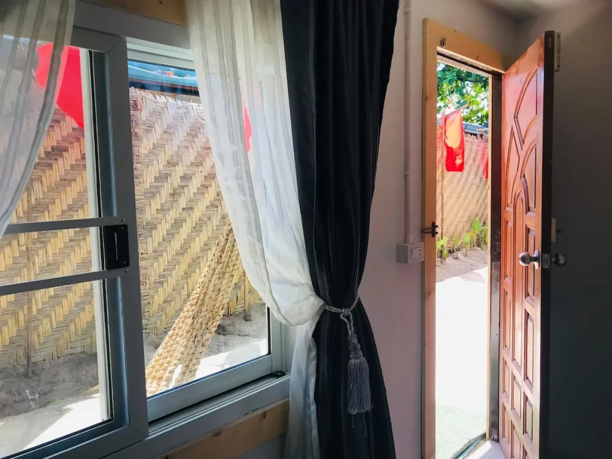 Lipe Garden Beach Resort