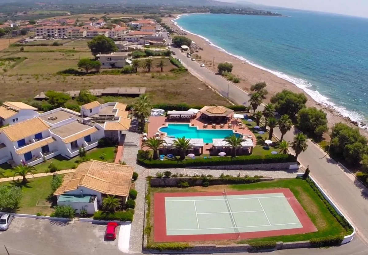 Oasis Hotel Kyparissia