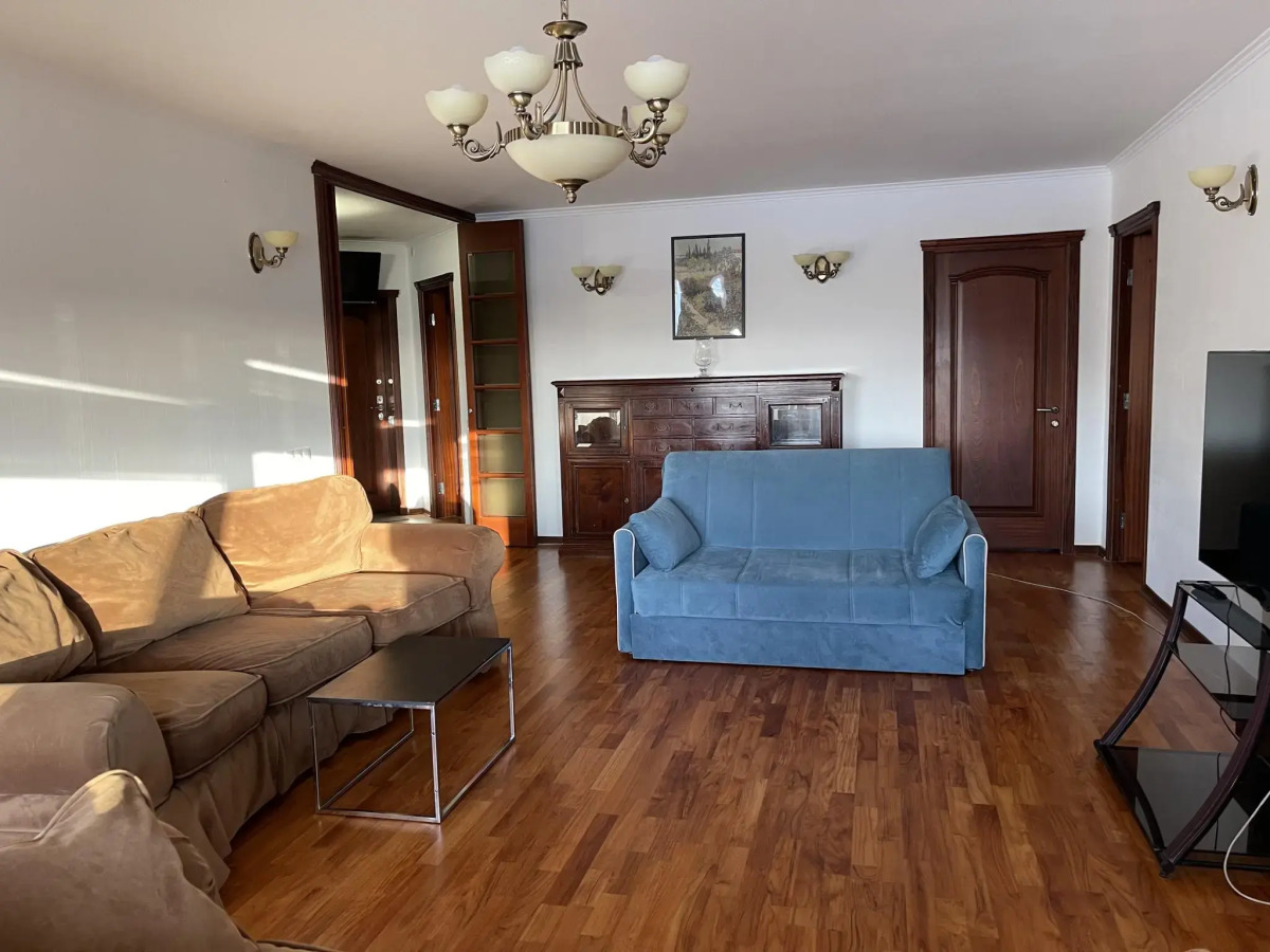 Апартаменты на улице Чехова 85