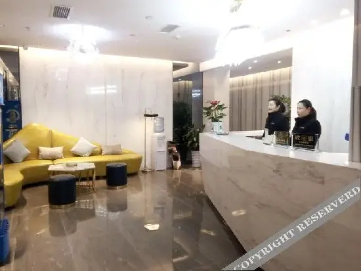 Tiange Theme Hotel (Jianzhong Branch)