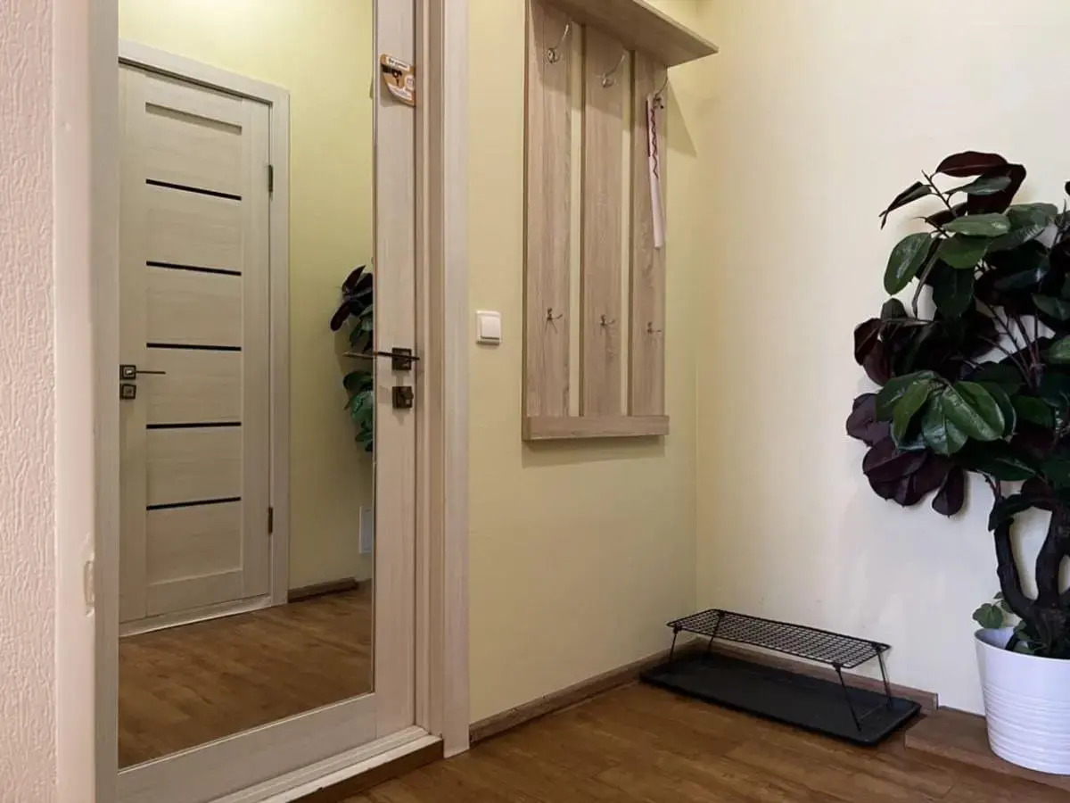 Диван и Чемодан на ул. Ватутина, 39