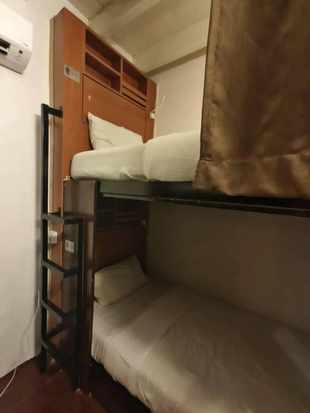 Red Inn Court - Hostel