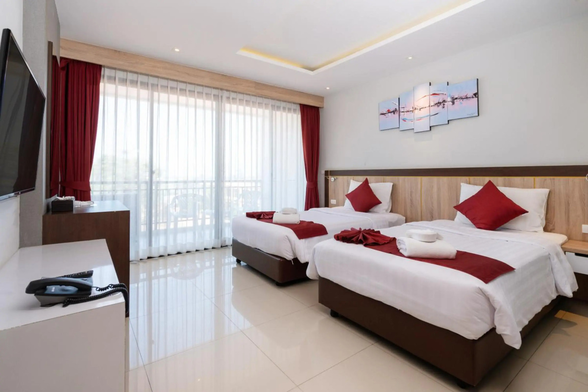 Paripas Patong Resort