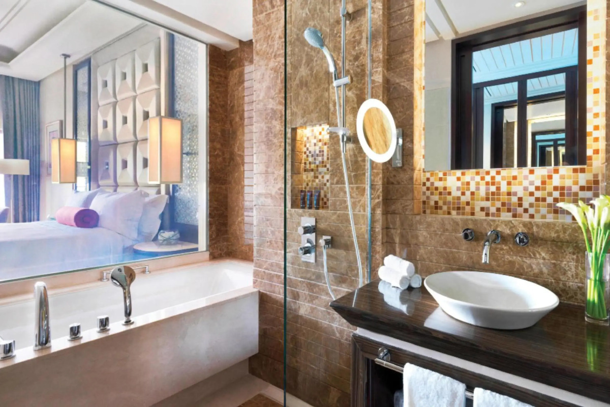 Al Bustan Palace, a Ritz-Carlton Hotel