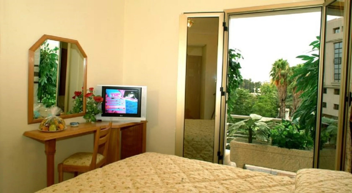 Hotel Zahrat Al Jabal