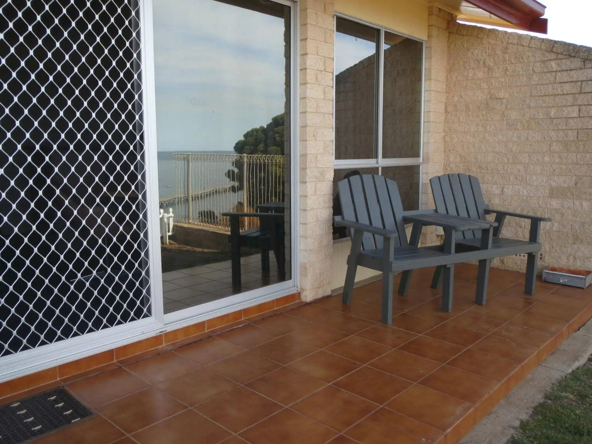 Stansbury Holiday Motel