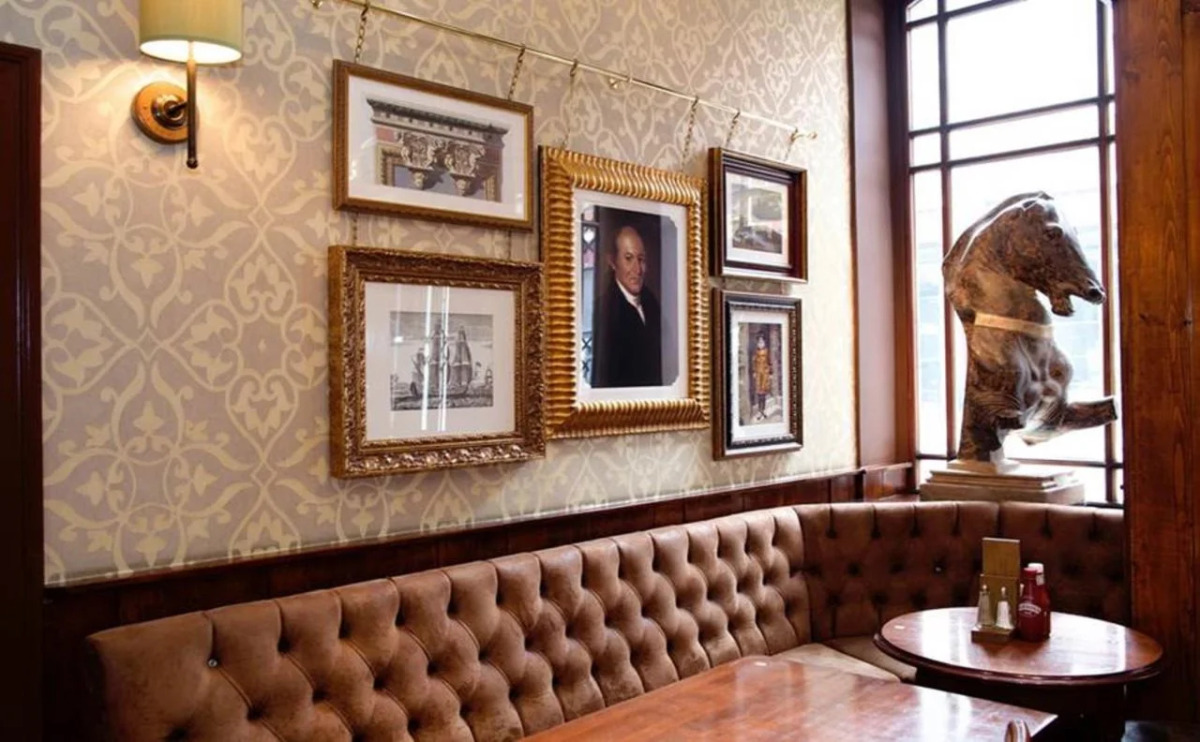 The Wellington Hotel