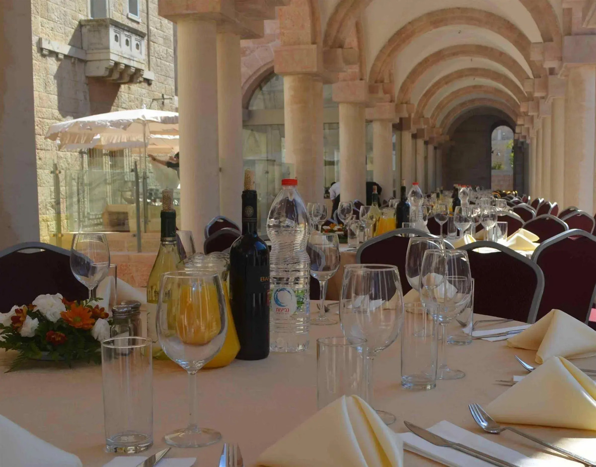 YMCA Three Arches Hotel