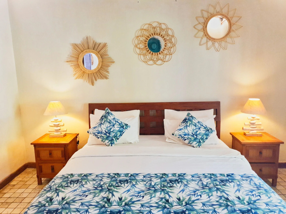 Tír na nÓg Beachfront Resort