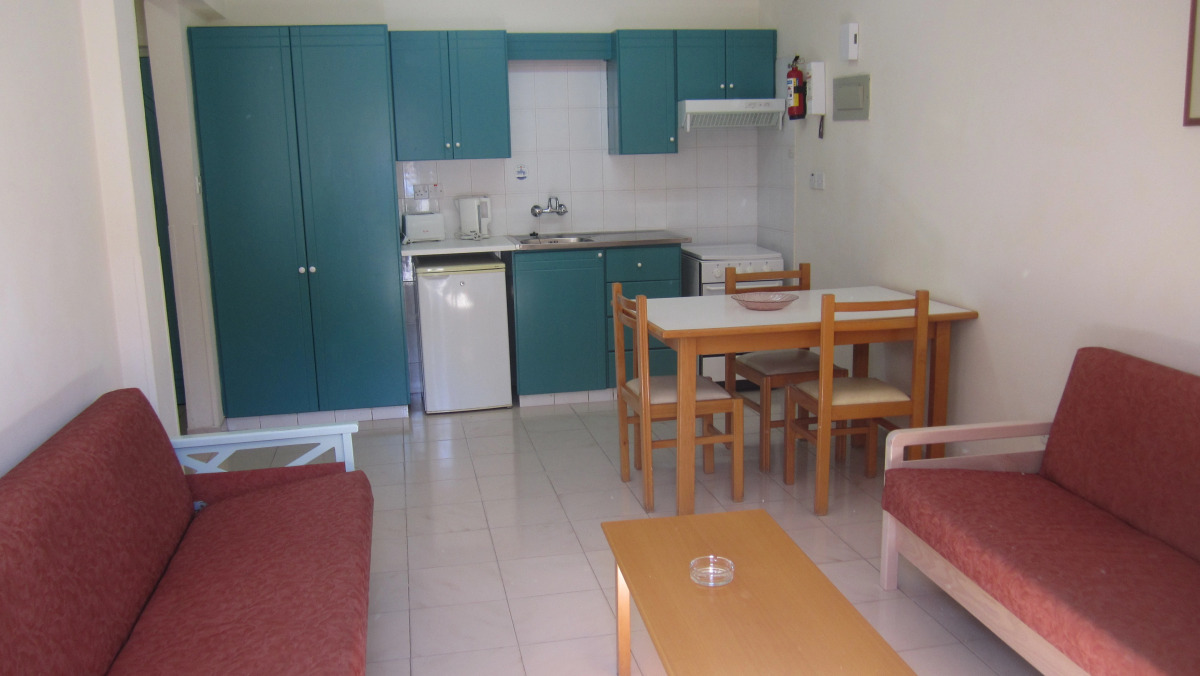 Senator Hotel Apartments - Adults Only