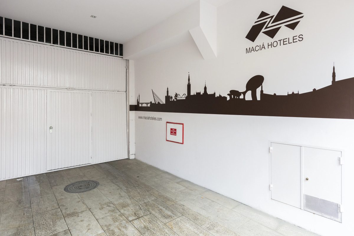Hotel Macia Sevilla Kubb
