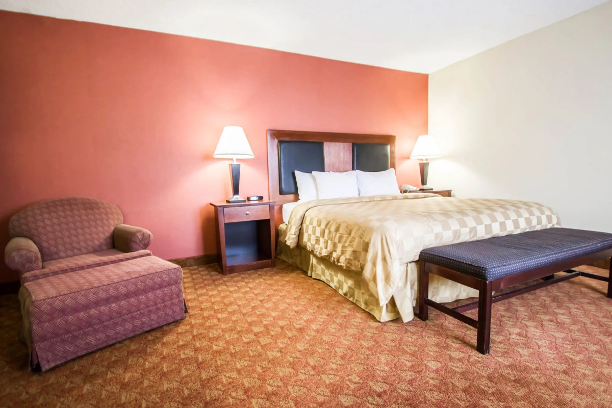 The Landing at LaGuardia