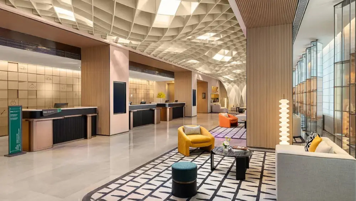 Holiday Inn Shanghai Pudong Airport by IHG