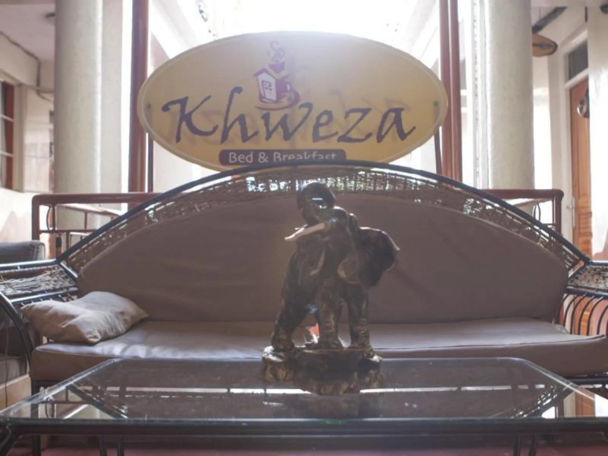 Khweza Bed & Breakfast