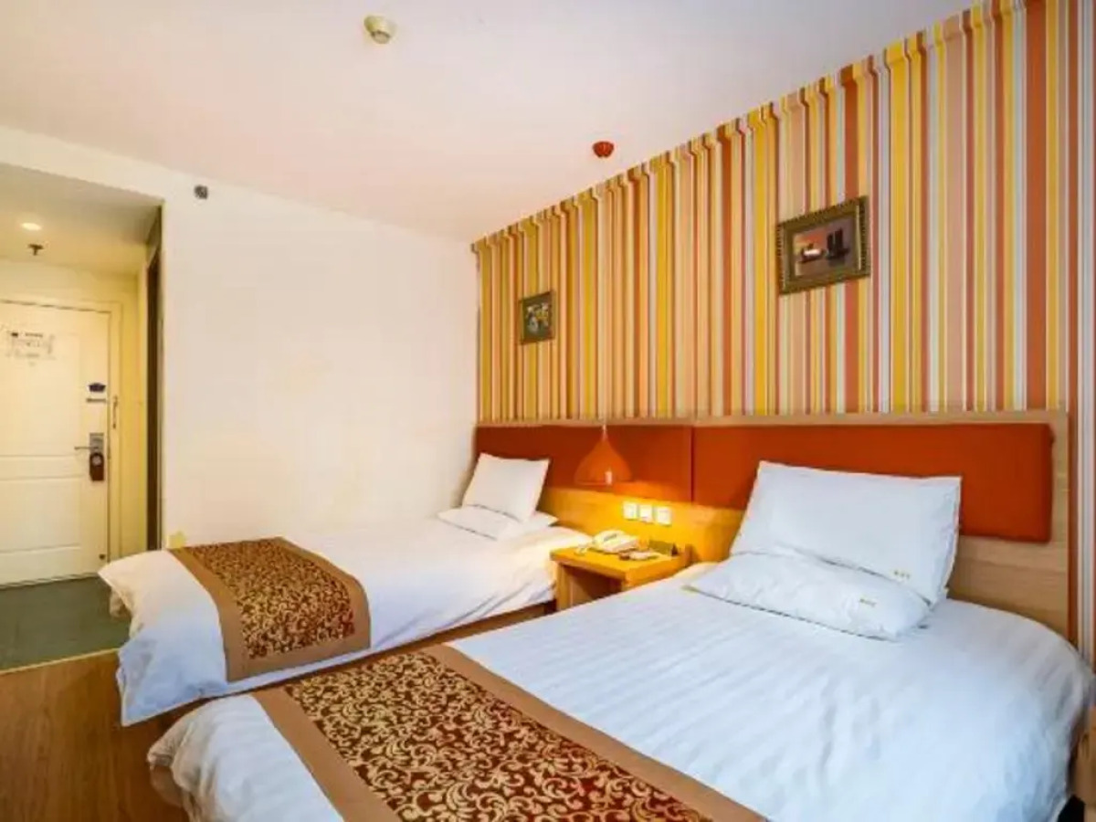 Home Inn Beijing Yansha Xinyuanli