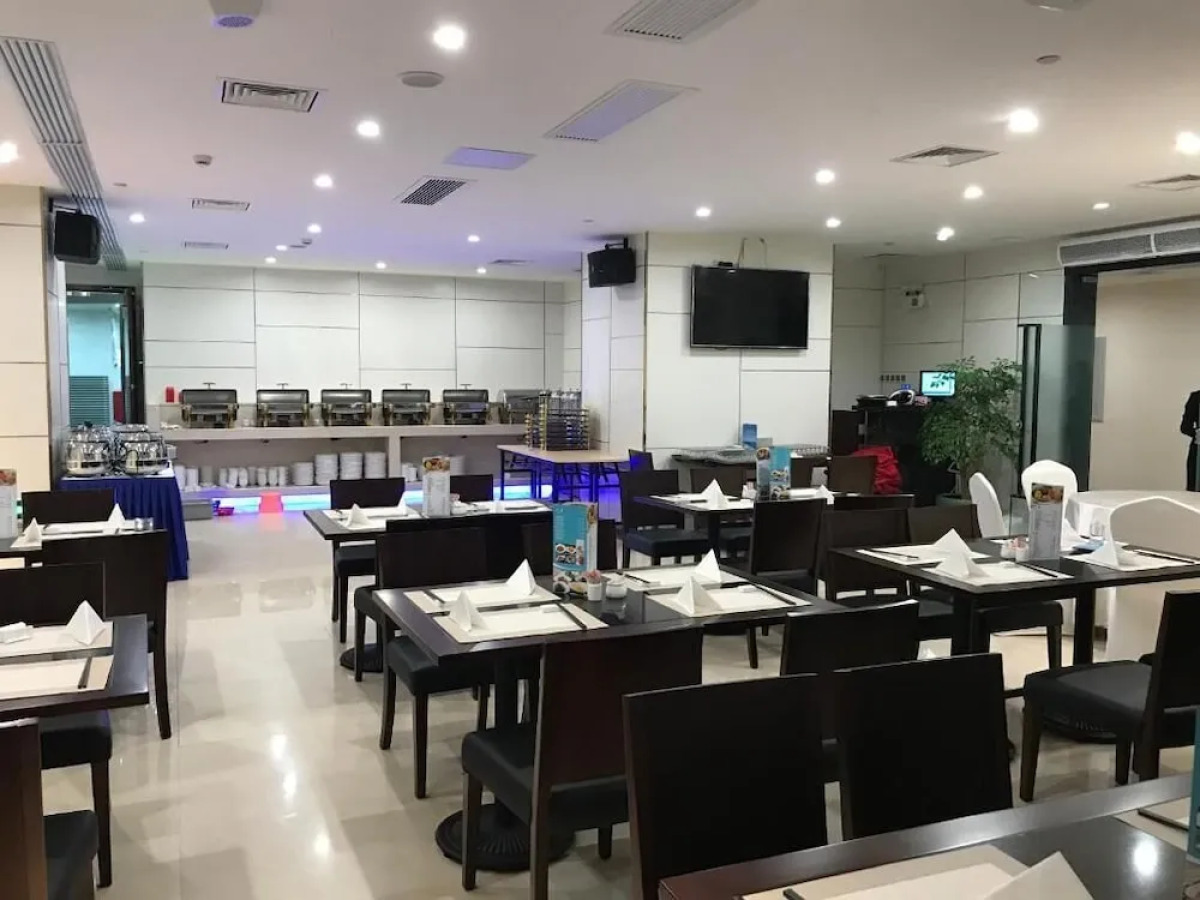 Royal River Apartment