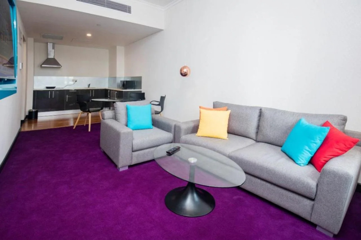 Fairway Colombo - Sri Lanka's First Hotel With Robot Technology