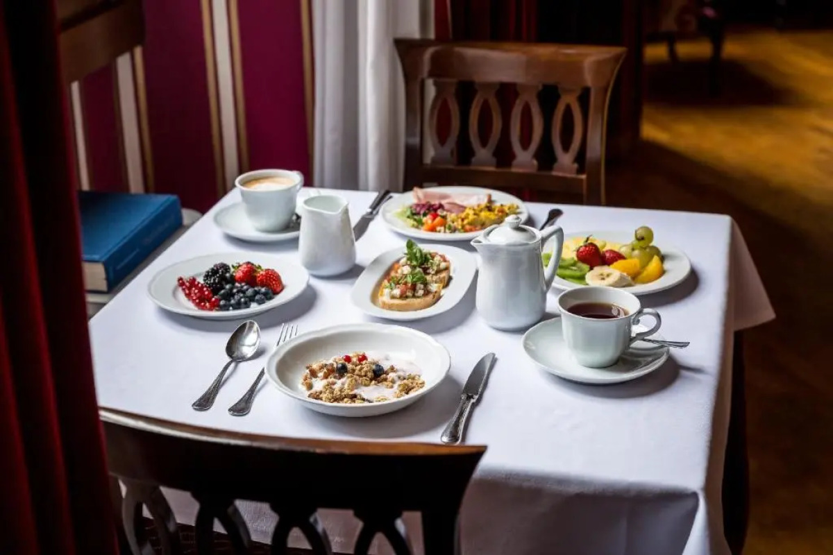 Room Mate Collection Isabella, Florence